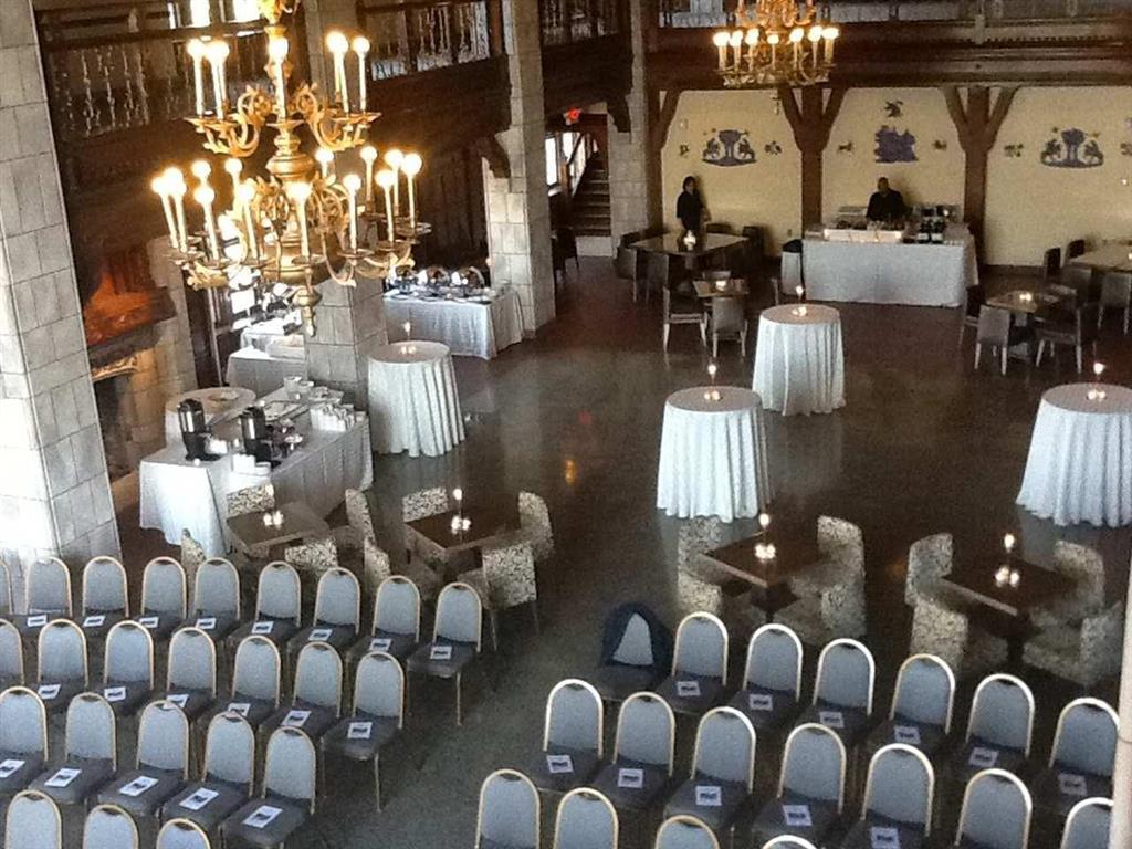 The Tudor Arms Hotel Cleveland - A Doubletree By Hilton Interiør bilde