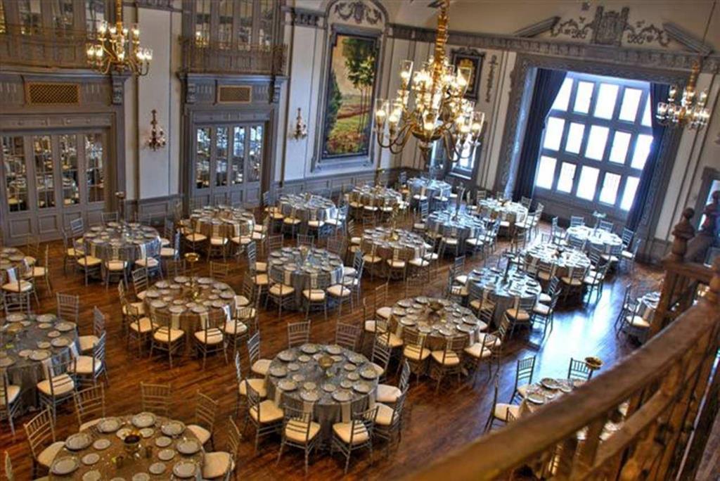 The Tudor Arms Hotel Cleveland - A Doubletree By Hilton Interiør bilde