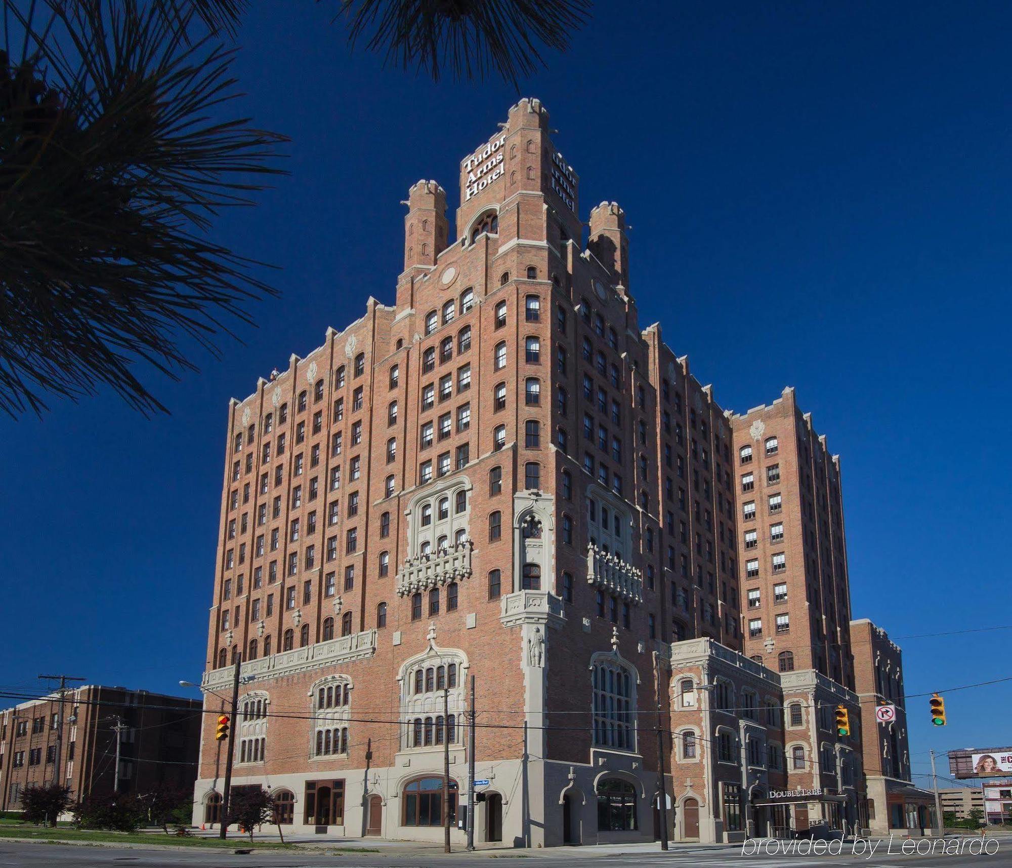 The Tudor Arms Hotel Cleveland - A Doubletree By Hilton Eksteriør bilde